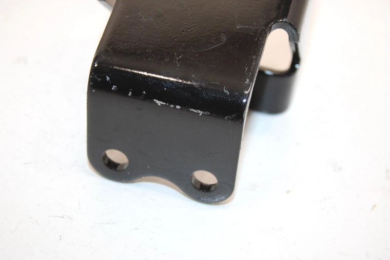 92 Yamaha Ovation Le Oem Engine Bracket 1 85L-21411-00-00 SYS