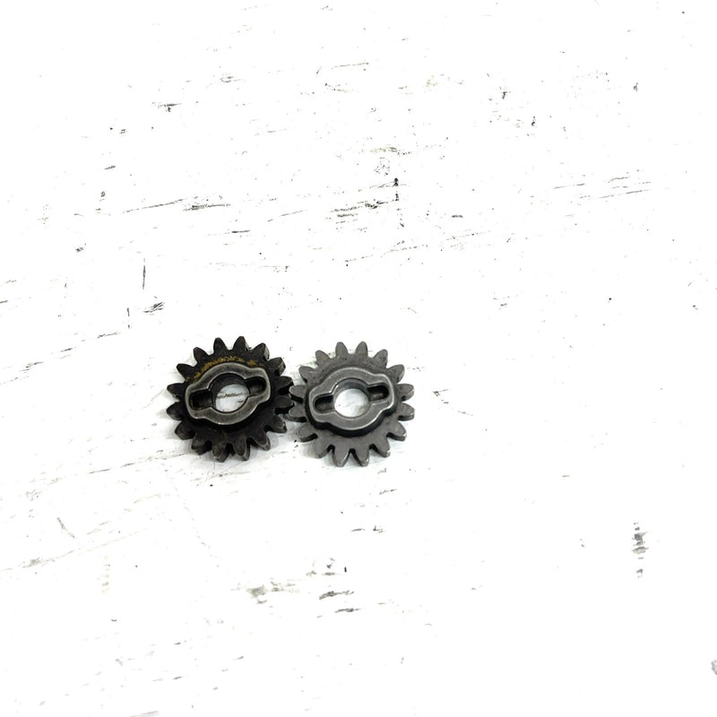 84 Suzuki LT185 OEM 16T Gear Position Indicator Gear Pair 25362-18900 AS39