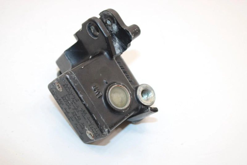 03 Yamaha Rx1 Oem Master Cylinder 8FA-W2587-00-00 SYS