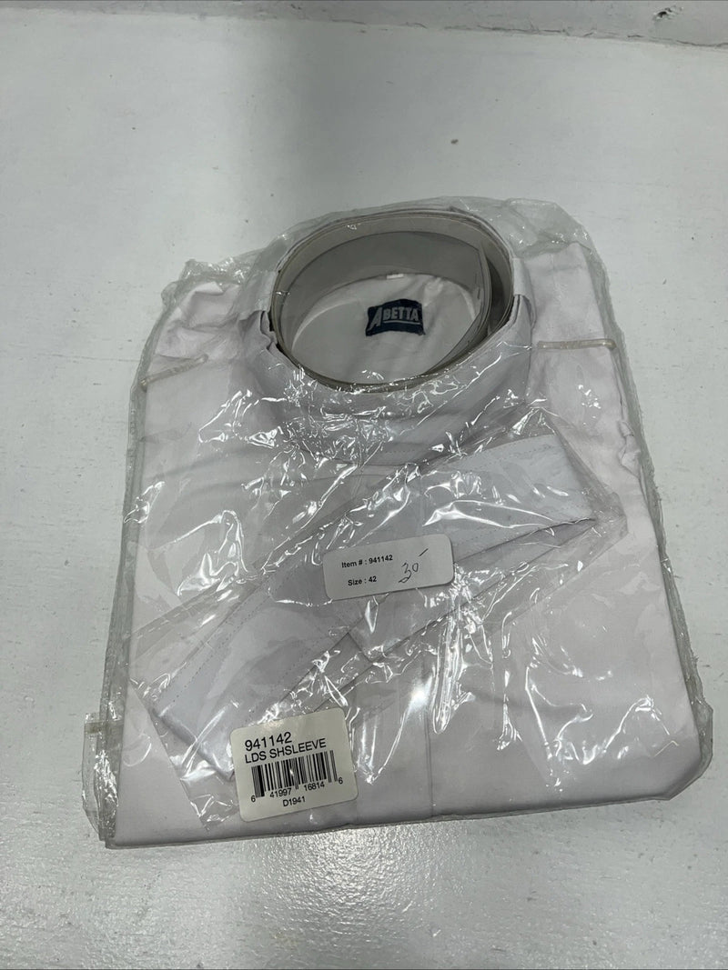 New Women’s White ABETTA Short Sleeve Riding Shirt. 42 941142 D-42
