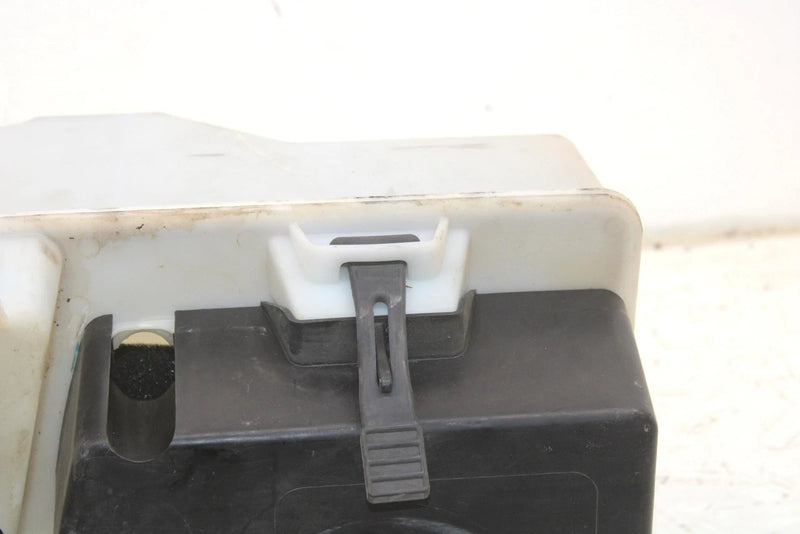 2002 Polaris Xc 500 Oem Airbox/Oil Tank 1253336 SP197