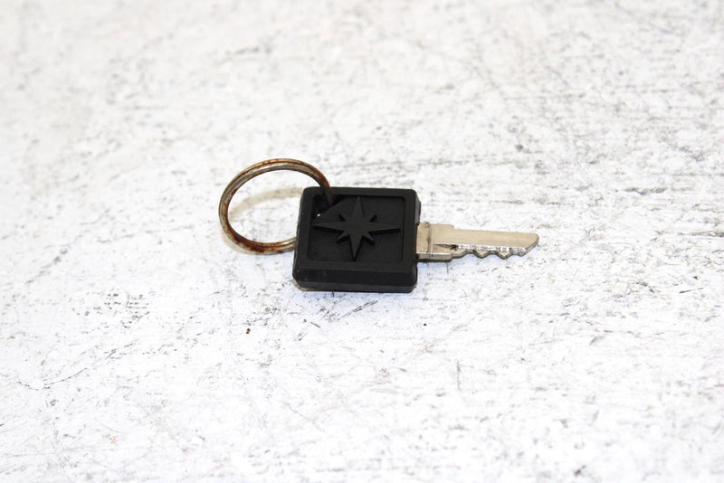 2013 Polaris 600 Rush Pro 65l Oem Ignition Switch 2205055 Q5157