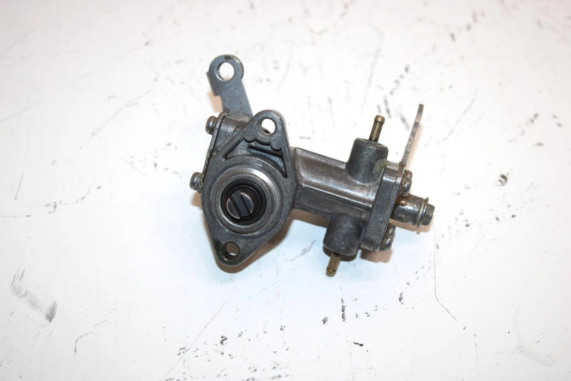 85 Polaris Trail 400 L/c Oem Oil Pump 3083533 SP67