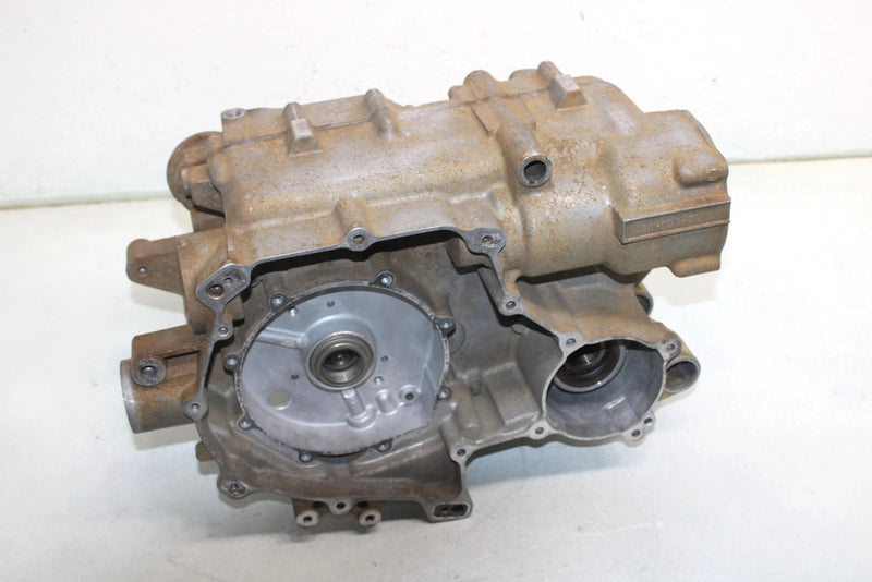 04 Yamaha  Bruin 350 Auto 2wd Oem Crankcase 5WH-15100-00-00 5WH-15100-09-00 AY36