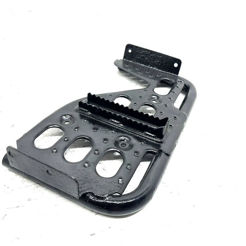 00-01 Arctic Cat 500 4x4 Automatic OEM Right Footrest 0506-338 AA32