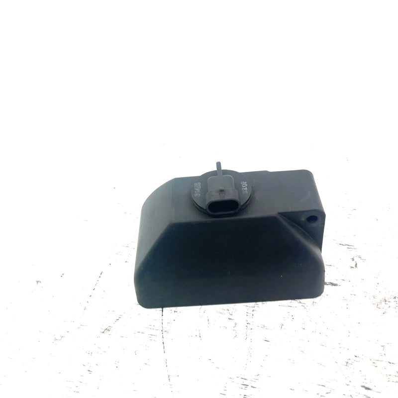 01-02 Polaris Magnum 325 4X4 OEM Lower Headlight 4030059 AP246