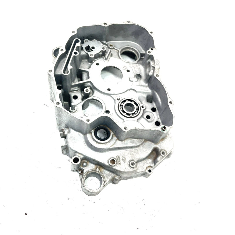 97-03 Honda Foreman 400 TRX400FW 4x4 OEM Front Crankcase Half 11100-HM7-000 AH92