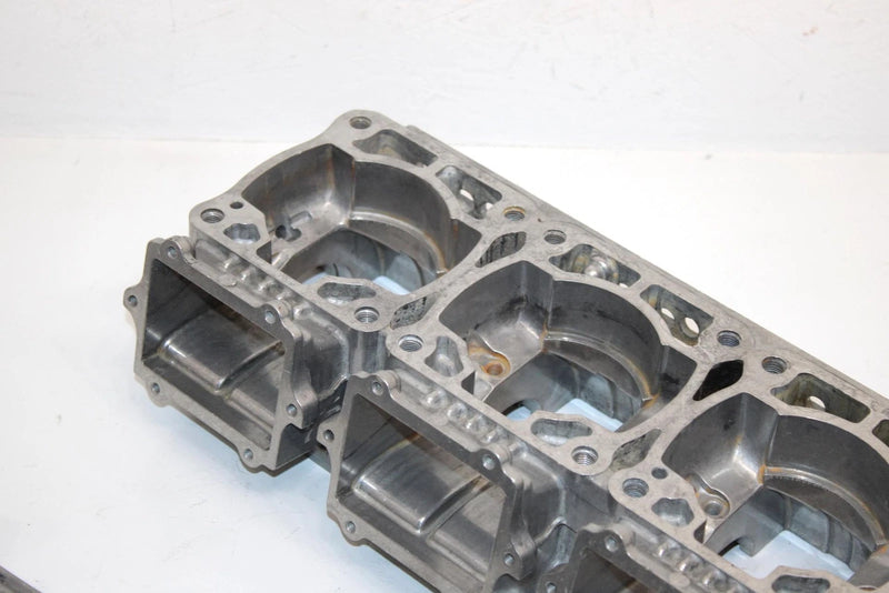 97 Polaris Ultra Spx Se Oem Crankcase 3085449 SPS