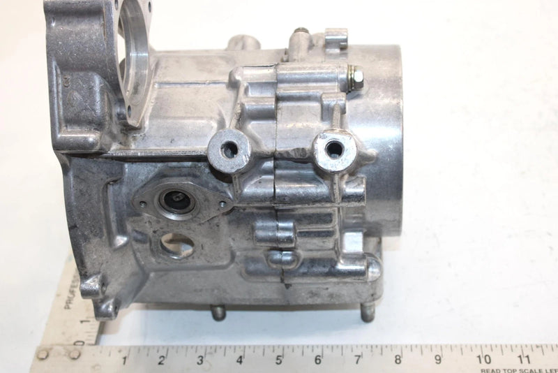 93 Polaris 250 4x4 Oem Crankcase Assembly 3084579 AP140