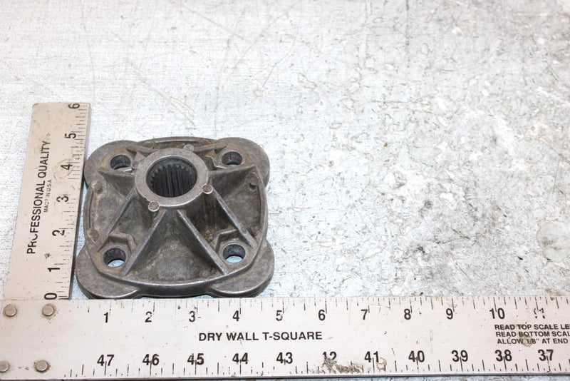 2000 Polaris Trail Boss Oem Rear Wheel Hub 5131777 AP171