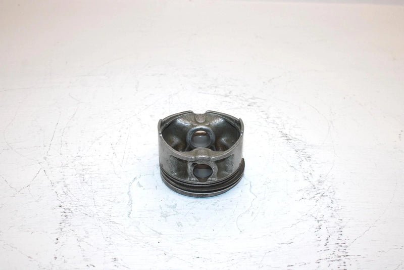 1999 Yamaha  Bear Tracker 2wd Oem 71mm Piston 4BD-11631-00-Y0 AY50
