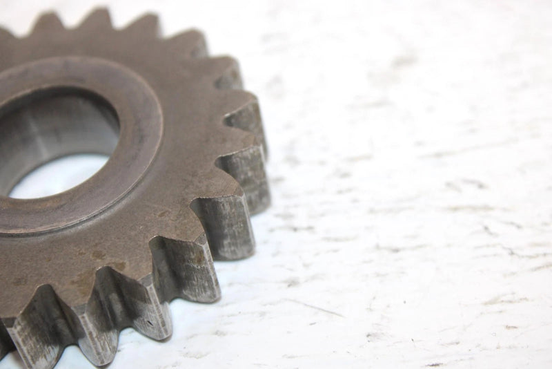 2007 Yamaha  Grizzly 350 2wd Oem 21T Middle Drive Gear 5UH-17582-10-00 AY28