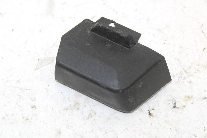 1988 Yamaha Enticer 340 Oem Left Bumper End 8X0-77523-00-00 SY130