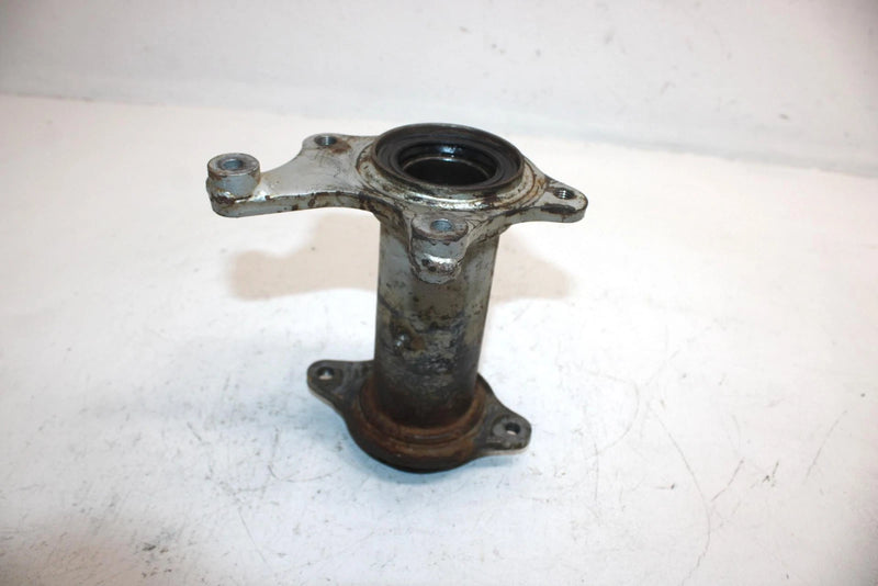1988 Yamaha  Warrior 350 Yfm350xu Oem Rear Axle Housing 2XK-25311-00-35 AY15