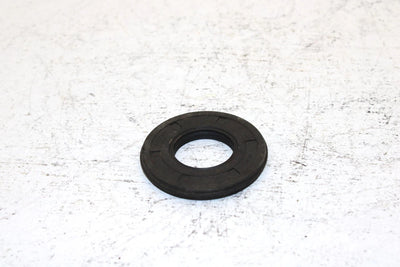 1997 Polaris 500 Indy Oem Crankcase Oil Seal Pair  3085200 SP15
