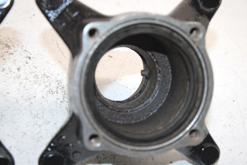 1993 Polaris 350l 6x6 Oem Front Hub Pair (Press In Cap) 1520182 AP153