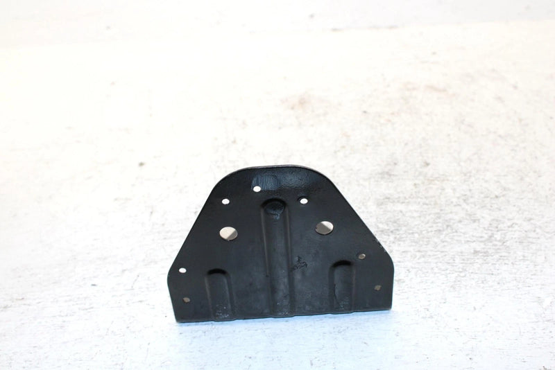 1995 Yamaha Vmax 600 Le Oem Skid Bracket Set 8CL-21910-00-00 SY21