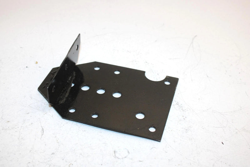 94 Polaris 500 Efi Oem Left Rear Suspension Mount Bracket 1011857-067 SP129