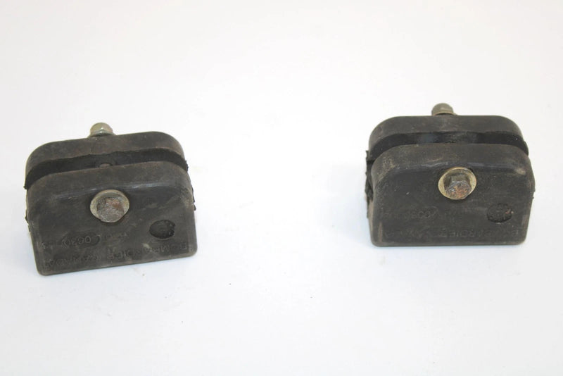 Ski-doo Oem Rear Suspension Rail Bumper With Bolts Set of 4 570063000 Q4749