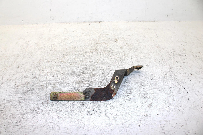 1991 Yamaha Exciter Ii 570 Liquid Oem Shroud Bracket 88R-2196F-00-00 SY24