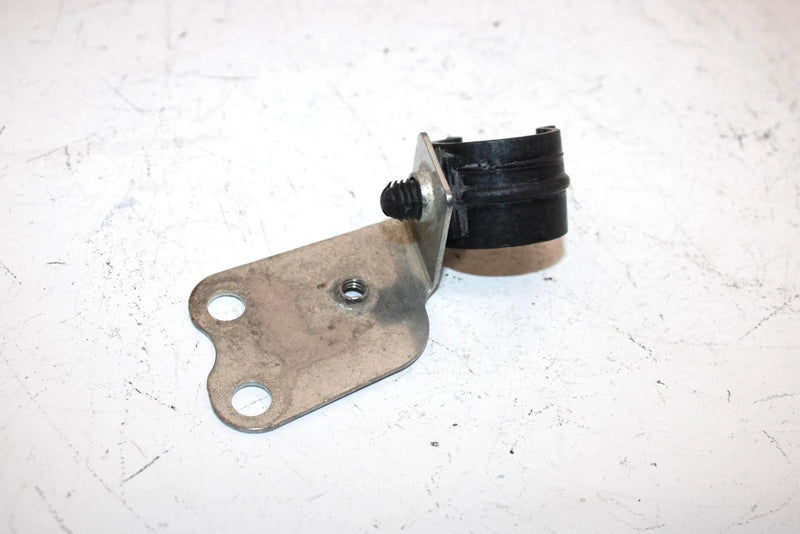 14 Can-am Outlander Max 400 Efi Oem Coolant Hose Support 709200206 AB6