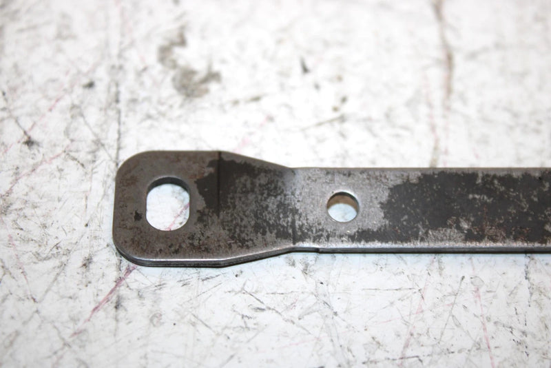 2000 Polaris Magnum 325 Oem Carburetor Bracket 5243720-067 AP65