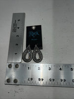 New Women’s Rock 47 Silver Hoop Oval Earrings. ER2649R47 A-68