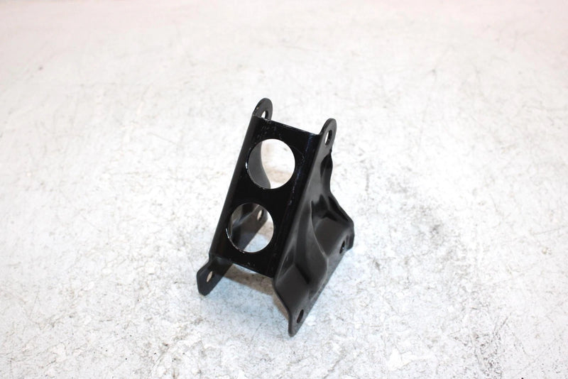 1985 Honda Atc110 A Oem Front Engine Mount 50121-943-680 AH13