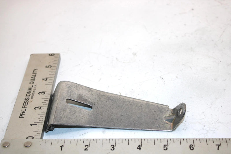 94 Yamaha Vmax 500 Le Vx500eu Oem Oil Tank Bracket 8AB-2193F-00-00 SY30