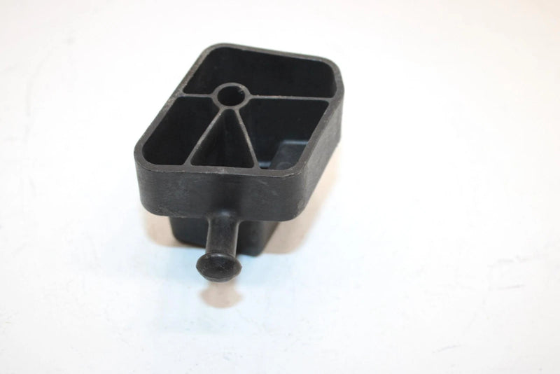 98 Arctic Cat Zr 600 Efi Oem Right Belly Pan Support 1606-108 Q1473