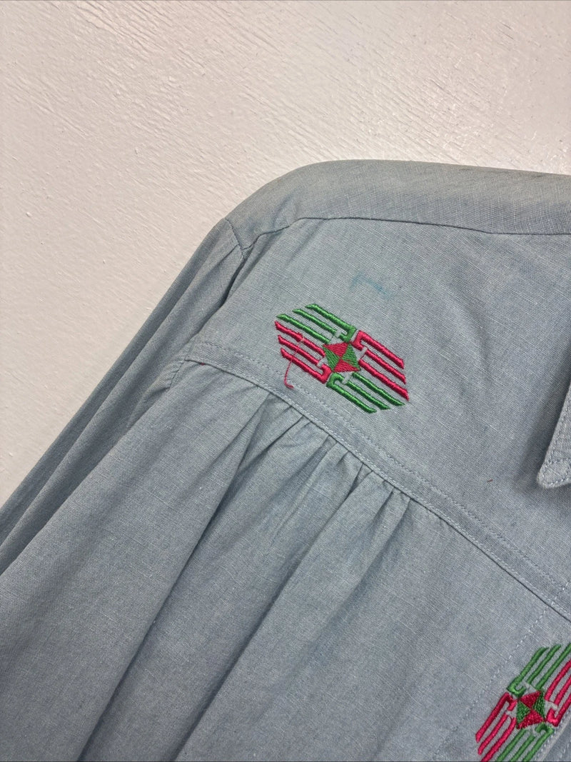 New Women’s Pointer Wear Blue Design Long Sleeve Button Up Size 10 KK-44