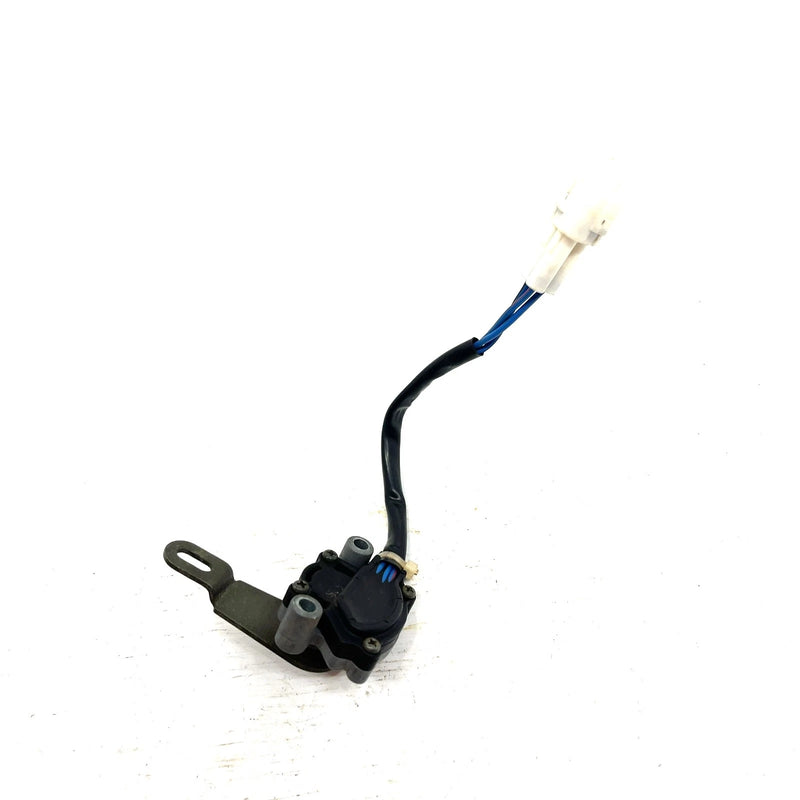 2002 Suzuki Quadrunner 500 LTF500F 4x4 OEM Reverse Switch 37600-09F00 AS37