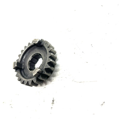 84-87 Suzuki Quadrunner 185 LT185 OEM 24T 5th Driven Gear 24351-24402 AS39