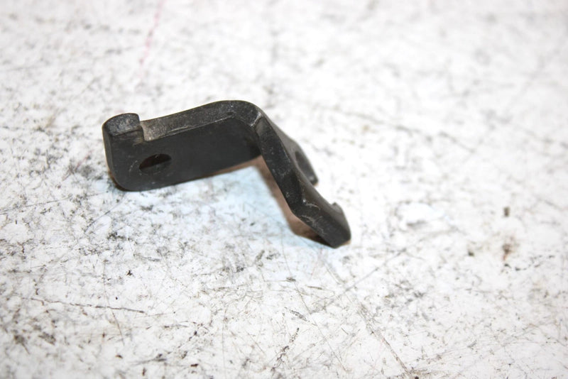 96 Yamaha Vmax 500 Xt Proaction Plus Oem Caliper Bracket 8AB-25721-00-00 Q4357