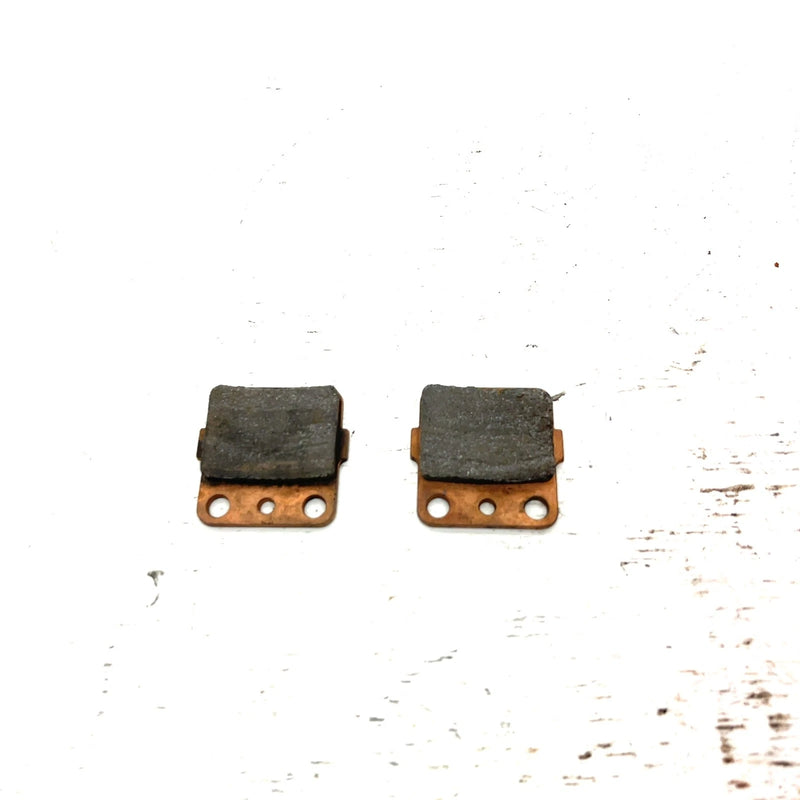 2000 Yamaha Warrior 350 YFM350X OEM Rear Brake Pad Set  1UY-W0046-01-00 AY67