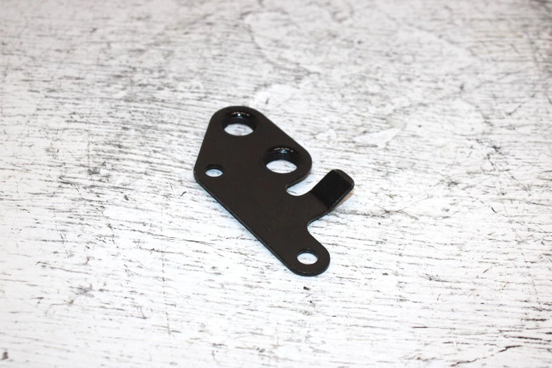 1997 Yamaha Venture Tr Oem Tool Box Fitting Bracket 8V0-21945-00-00 SY15