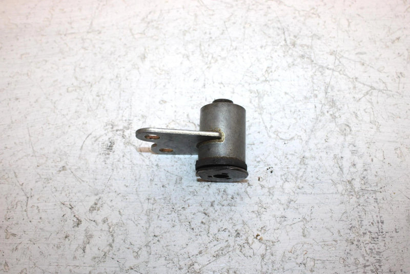 2004 Yamaha  Bruin 350 Oem Upper Engine Mount 5UH-F1316-01-00 AY24