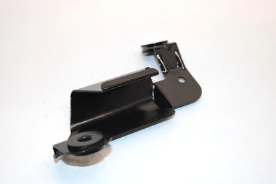 92 Suzuki Quadrunner 230 Lt230e  Oem Side Panel Bracket 63113-35B01 AS2