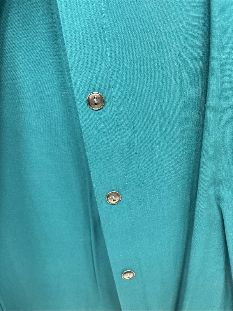 New Women’s Roughrider Blue Long Sleeve Button Up Size Large TT-133