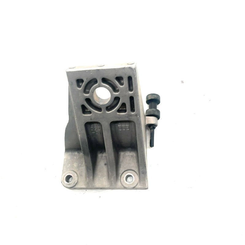 01 Yamaha WaveRunner XLT1200 OEM Left Rear Mount Bracket  68N-21425-00-94 JY29