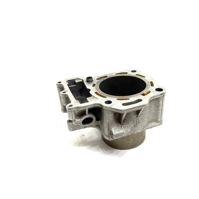 2005 Arctic Cat 650 4x4 V2 OEM 80mm Bore Front Cylinder 3201-062 AA39