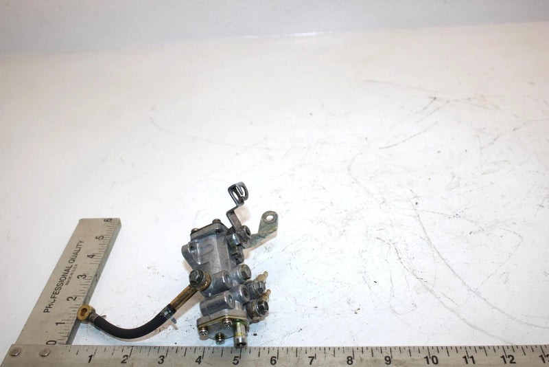 00 Arctic Cat Zr 440 Sno Pro Oem Oil Pump 3005-367 Q1831