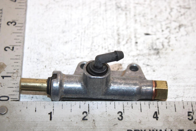 01 Polaris Sportsman 500 Ho Oem Rear Brake Master Cylinder 1910301 1911113 AP88