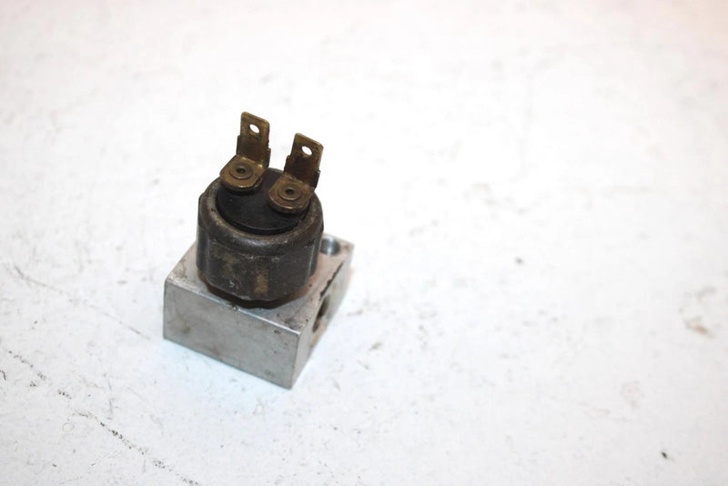 2006 Polaris Ranger Xp 700 Oem Front Brake Tee Fitting 7052316 XP3