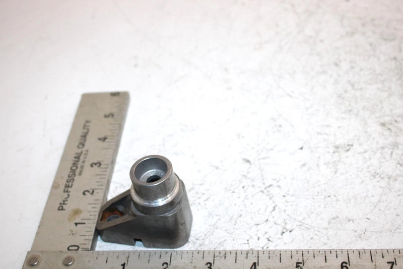 02 Ski-doo Grand Touring 500 Oem Idler Wheel Mount 503189679 Q2964