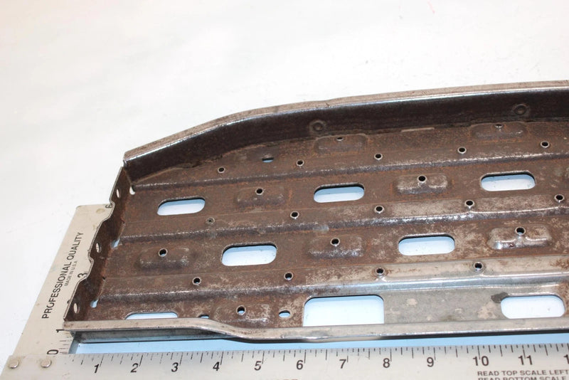 91 Polaris Trail Boss 350l 4x4 Oem Left Footrest 1040274-117 AP22