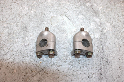1993 Honda Trx 300 A Oem Handlebar Mount Set 53111-HC3-000 53121-HC3-000 AH50