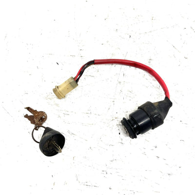 1988 Yamaha Moto 4 OEM Ignition Key Switch 1UY-82510-09-00 AY57
