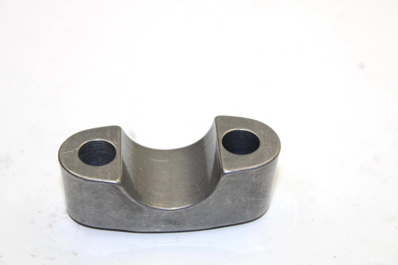 Yamaha Oem Upper Handlebar Mount Smooth Pair 1E6-23441-00-00 Q1510