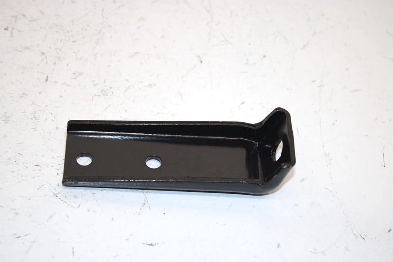 02 Arctic Cat 375 4x4 Automatic Oem Right Engine Bracket 0506-983 AA23